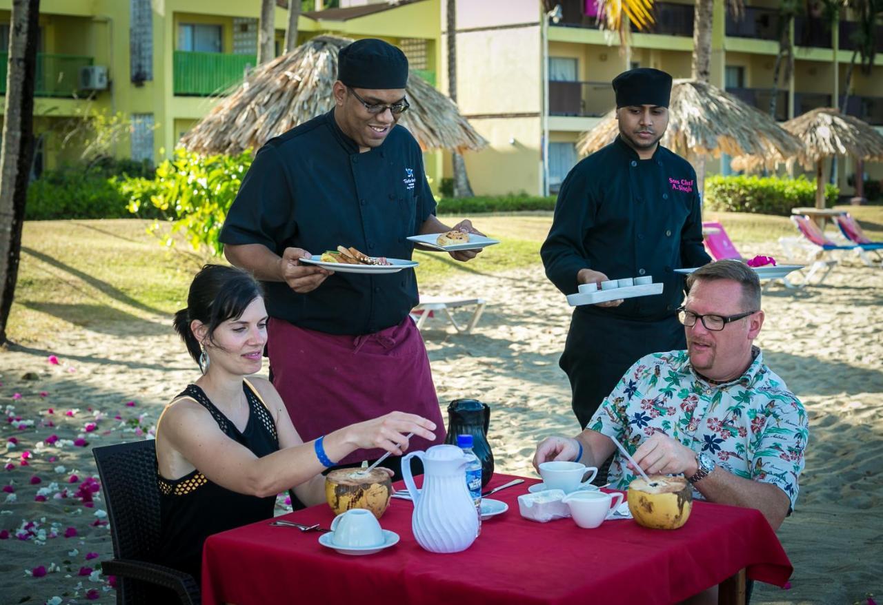 Starfish Tobago Hotel Black Rock Kültér fotó