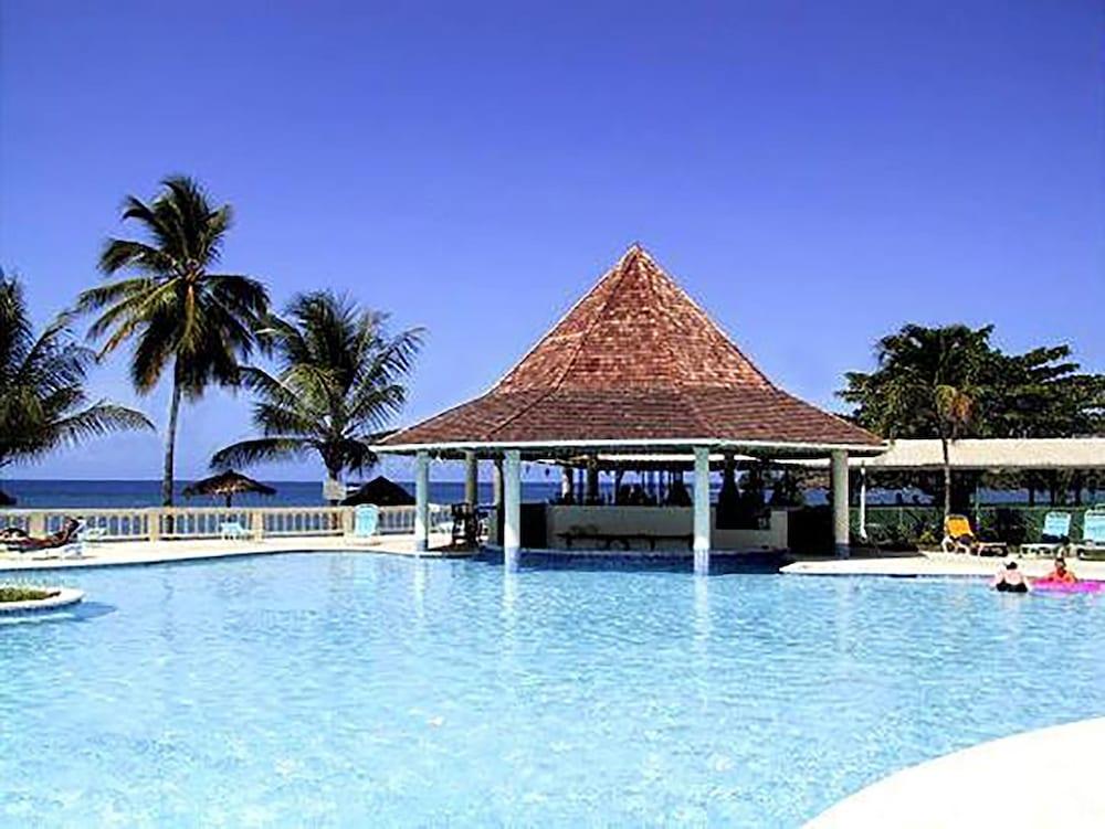 Starfish Tobago Hotel Black Rock Kültér fotó