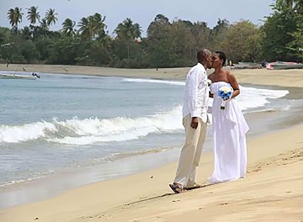Starfish Tobago Hotel Black Rock Kültér fotó