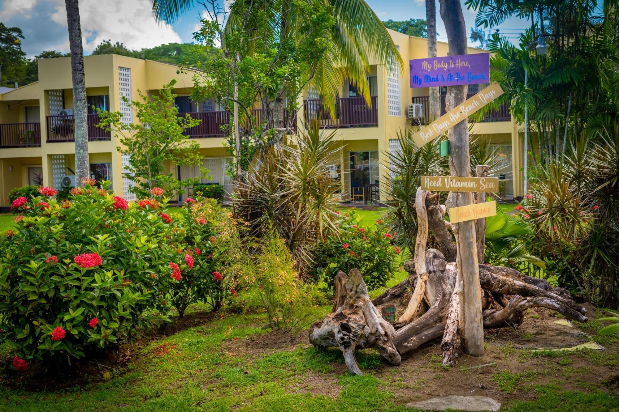 Starfish Tobago Hotel Black Rock Kültér fotó
